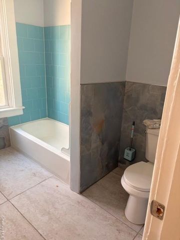 42 Carpenter Avenue, Newburgh, NY 12550