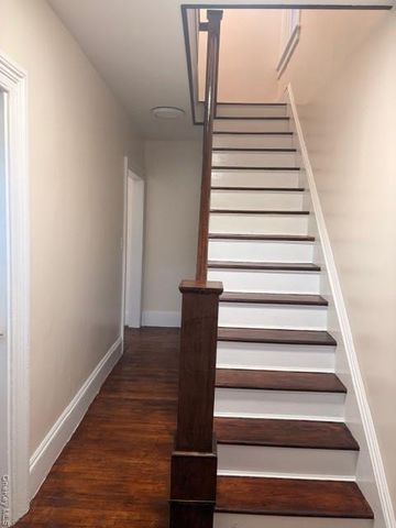 42 Carpenter Avenue, Newburgh, NY 12550