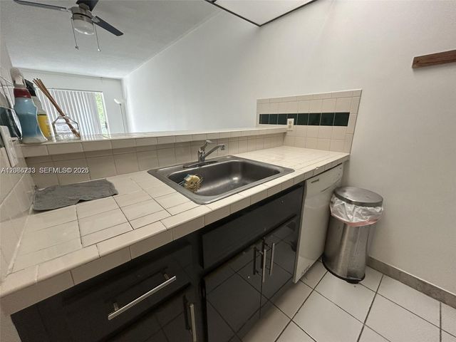 1225 NE 124th Street 28A, North Miami, FL 33161
