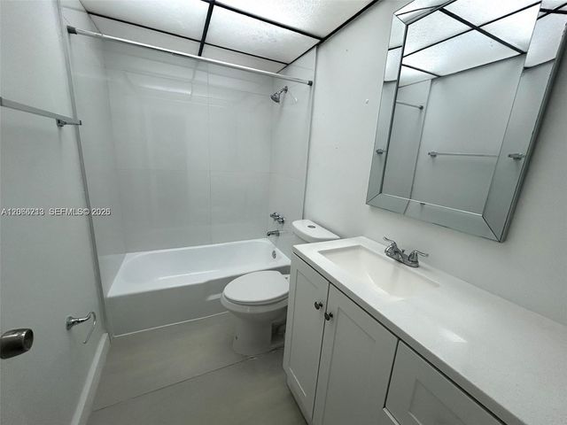1225 NE 124th Street 28A, North Miami, FL 33161