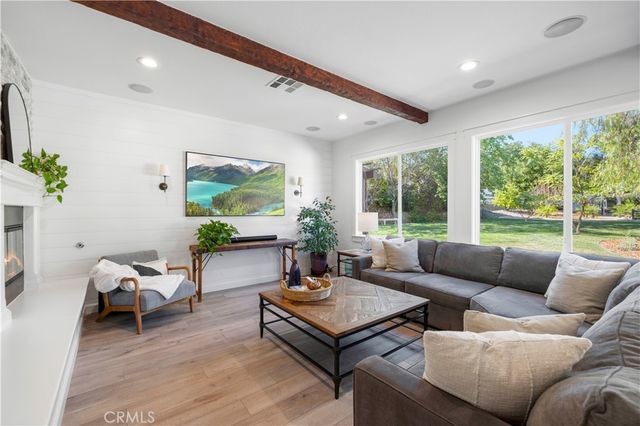 30161 Valley Glen Street, Castaic, CA 91384