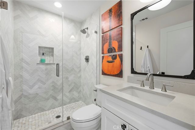 30161 Valley Glen Street, Castaic, CA 91384