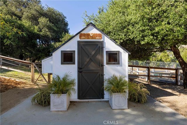 30161 Valley Glen Street, Castaic, CA 91384