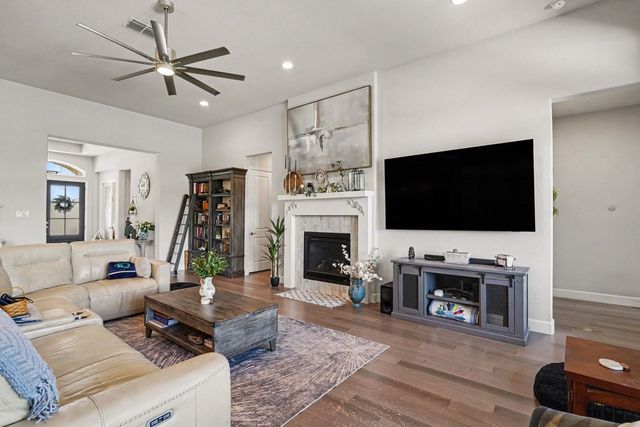 573 Broadleaf Way, Haslet, TX 76052