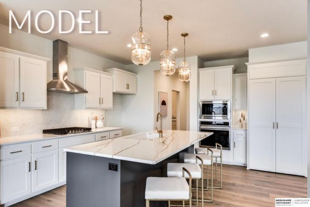 5415 N 190th Avenue, Elkhorn, NE 68022