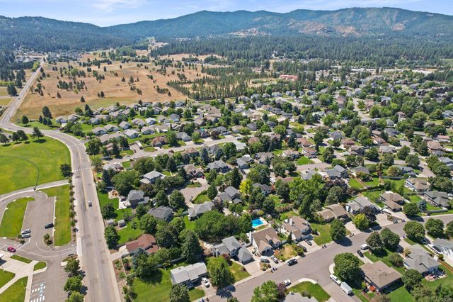 3838 S LORETTA Dr, Spokane Valley, WA 99216