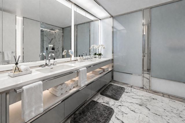 3315 Collins Ave 8D, Miami Beach, FL 33140