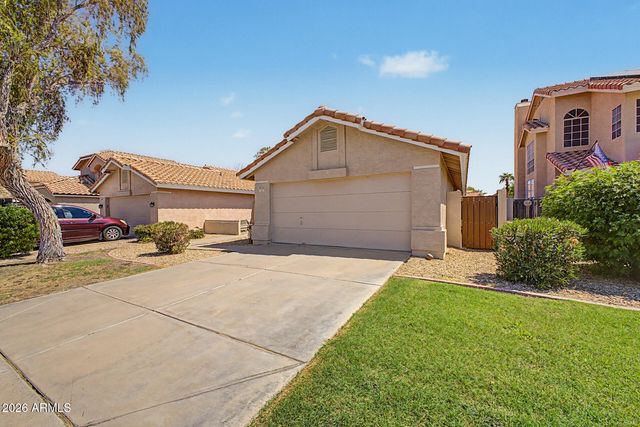 8021 W PARADISE Drive, Peoria, AZ 85345