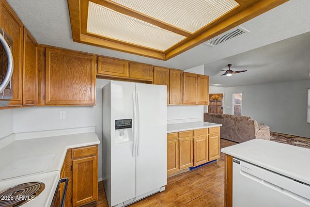 8021 W PARADISE Drive, Peoria, AZ 85345