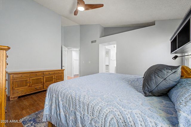 8021 W PARADISE Drive, Peoria, AZ 85345