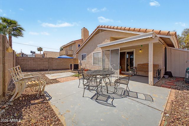 8021 W PARADISE Drive, Peoria, AZ 85345