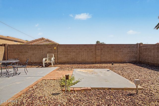 8021 W PARADISE Drive, Peoria, AZ 85345