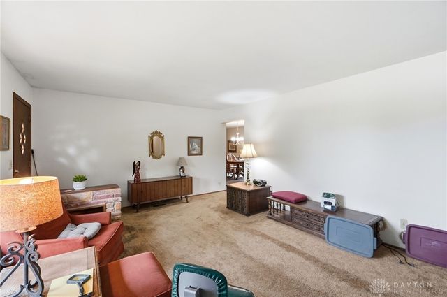5912 Lombardy Court, West Carrollton, OH 45449