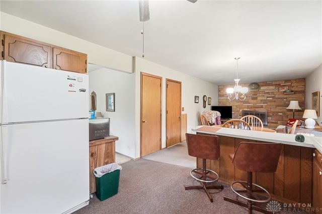 5912 Lombardy Court, West Carrollton, OH 45449