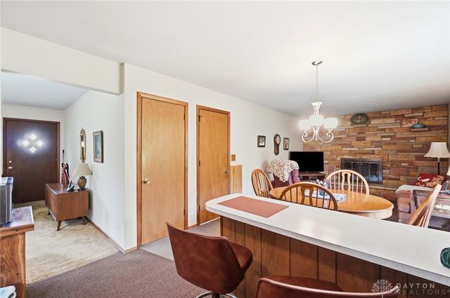 5912 Lombardy Court, West Carrollton, OH 45449