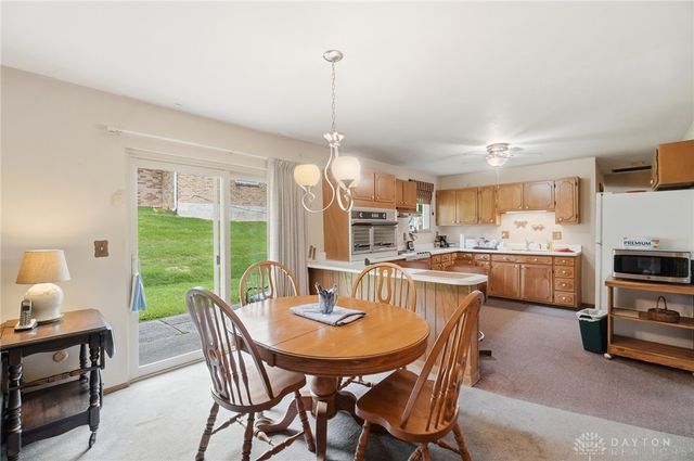 5912 Lombardy Court, West Carrollton, OH 45449