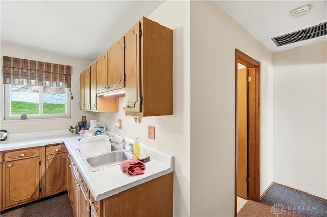 5912 Lombardy Court, West Carrollton, OH 45449