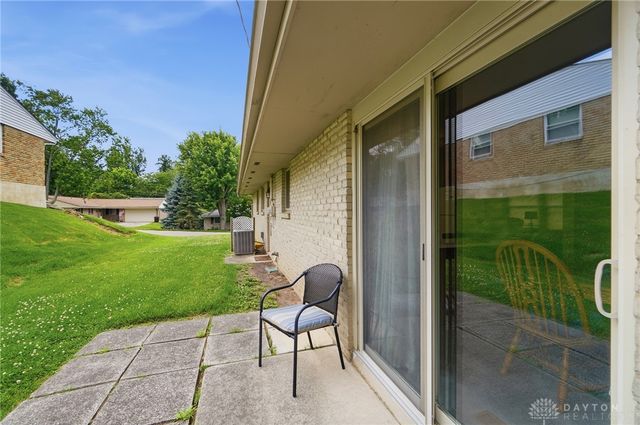 5912 Lombardy Court, West Carrollton, OH 45449