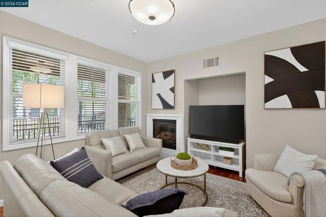 4300 Keegan St, Dublin, CA 94568