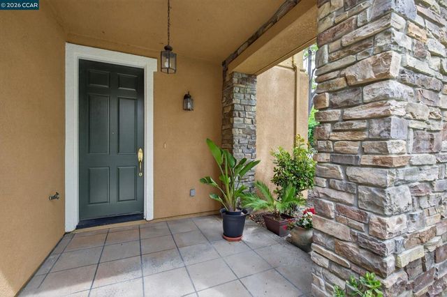 4300 Keegan St, Dublin, CA 94568