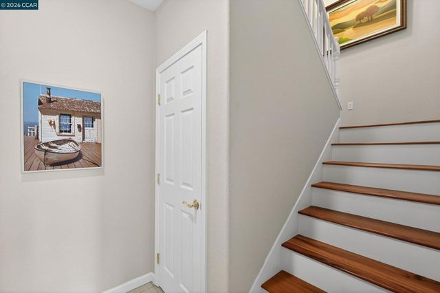 4300 Keegan St, Dublin, CA 94568