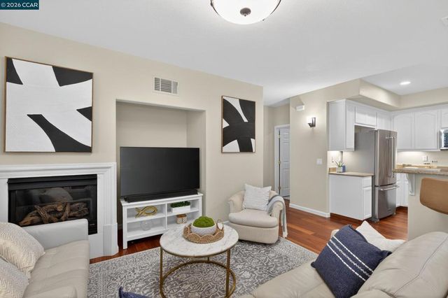 4300 Keegan St, Dublin, CA 94568