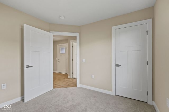 1275 Gunnison Drive, Greenfield, IN 46140