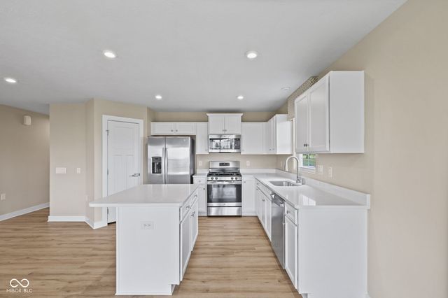 1275 Gunnison Drive, Greenfield, IN 46140