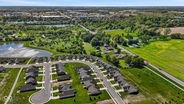 1275 Gunnison Drive, Greenfield, IN 46140