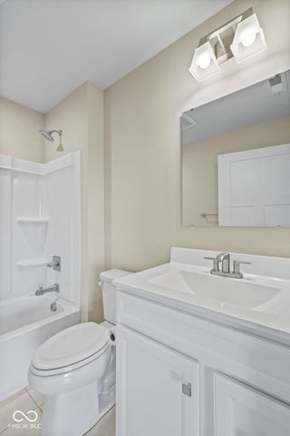 1275 Gunnison Drive, Greenfield, IN 46140
