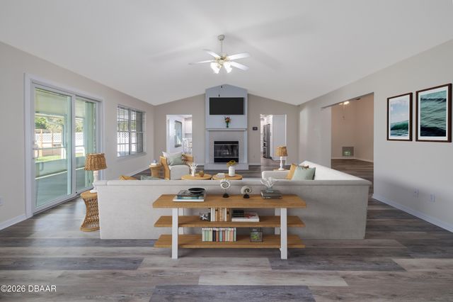 1852 Chorpash Lane N, Port Orange, FL 32128