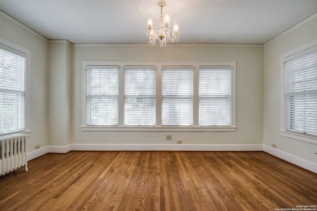 242 W Huisache UPSTAIRS, San Antonio, TX 78212