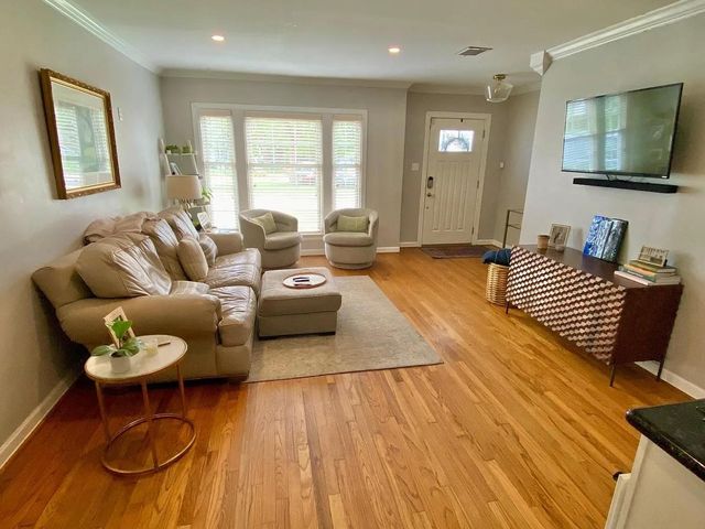 914 Dorothy Street, Houston, TX 77008