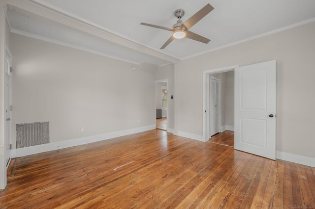 245 Willetts Avenue, New London, CT 06320