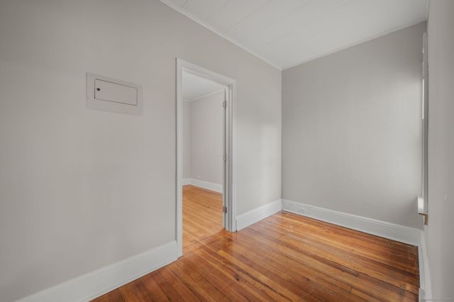 245 Willetts Avenue, New London, CT 06320