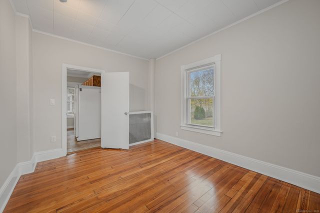 245 Willetts Avenue, New London, CT 06320