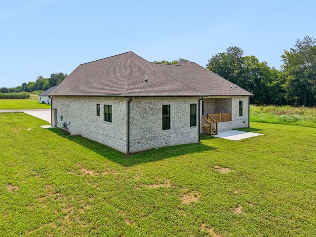 3312 Kathleen Ct, Cornersville, TN 37047
