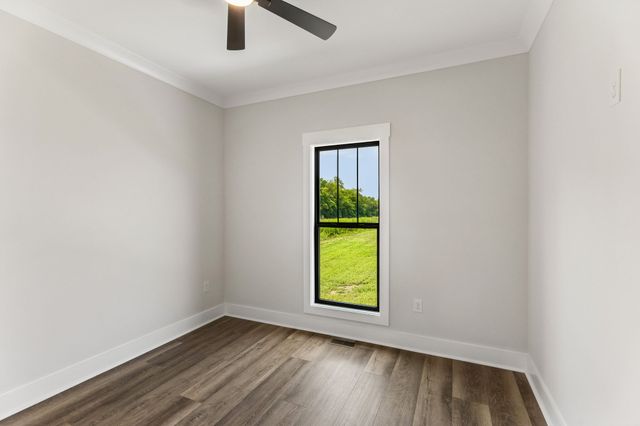 3312 Kathleen Ct, Cornersville, TN 37047
