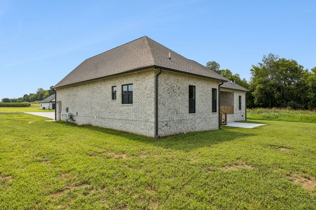 3312 Kathleen Ct, Cornersville, TN 37047