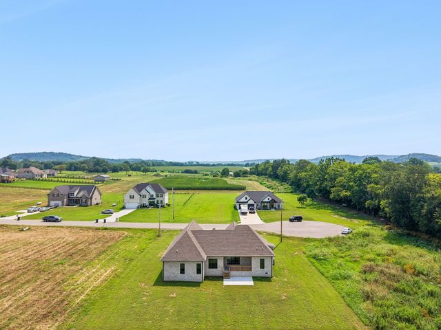 3312 Kathleen Ct, Cornersville, TN 37047