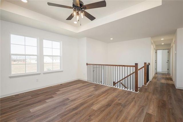 1307 NE Sequoia Court, Oak Grove, MO 64075