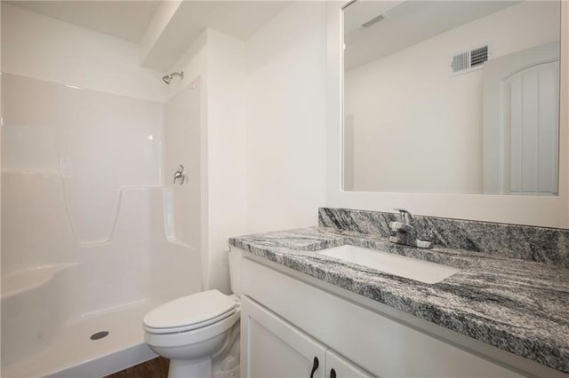 1307 NE Sequoia Court, Oak Grove, MO 64075