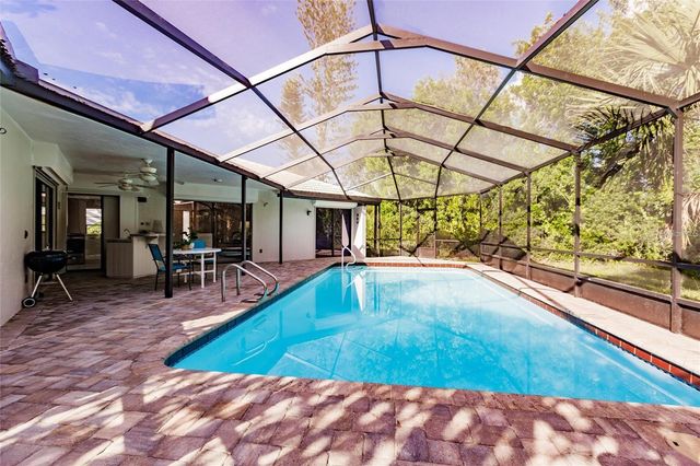 904 S DORAL LANE, Venice, FL 34293