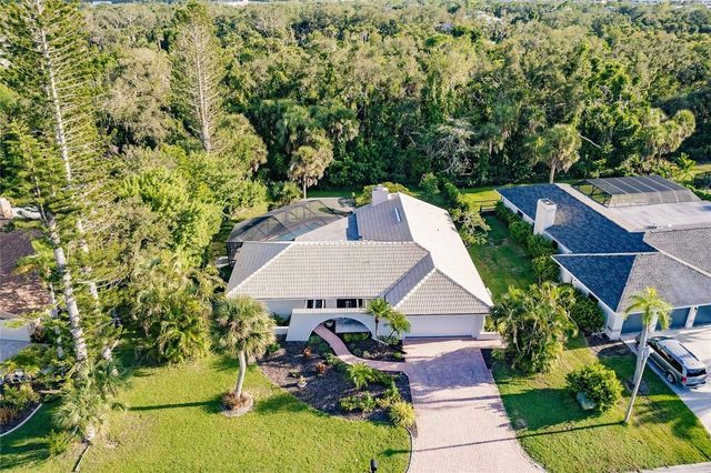 904 S DORAL LANE, Venice, FL 34293