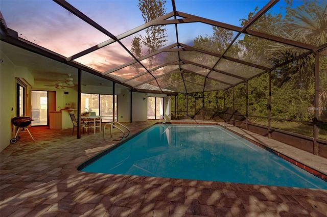 904 S DORAL LANE, Venice, FL 34293