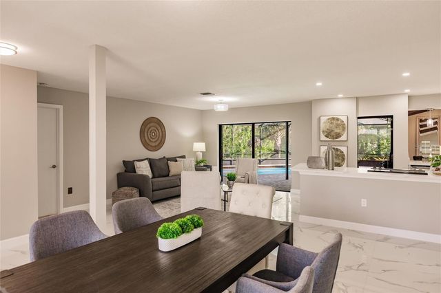 904 S DORAL LANE, Venice, FL 34293