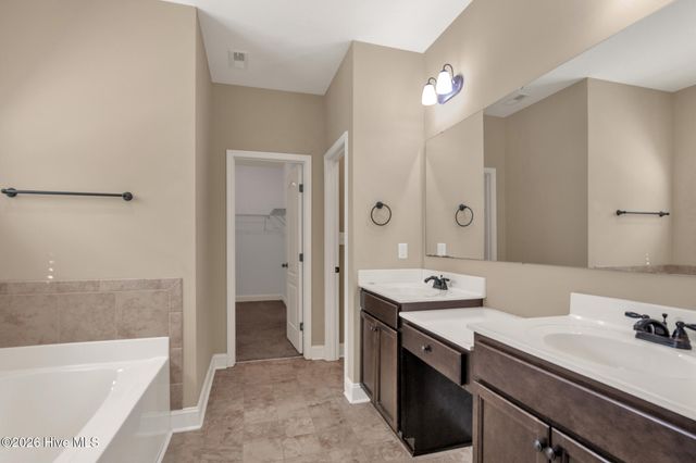 131 Fullcrest Court, Raeford, NC 28376