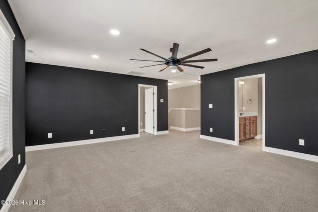 131 Fullcrest Court, Raeford, NC 28376