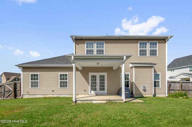 131 Fullcrest Court, Raeford, NC 28376