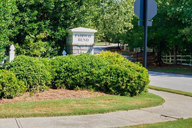 1524 Lake Heights Circle, Dacula, GA 30019